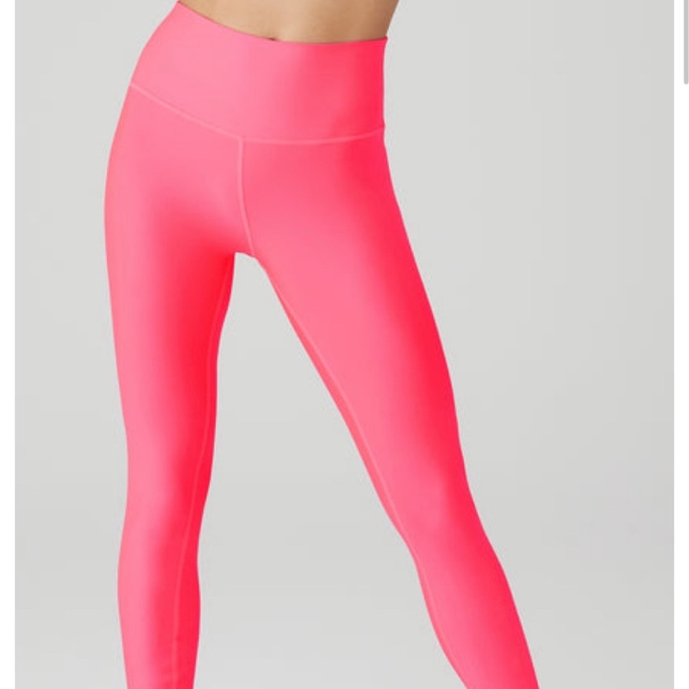 ALO Yoga Bright Pink Leggings